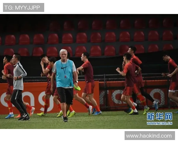 从菜鸟到球星：一名足球新星的成长之路与挑战解析